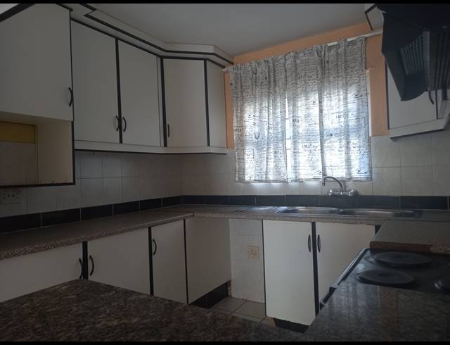 2 BEDROOM APARTMENT RENTED IN SEA VIEW